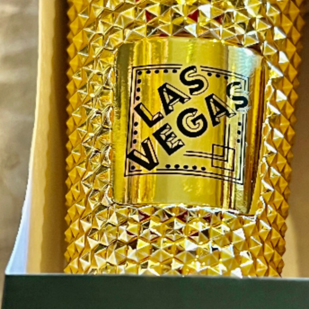 Starbucks Diamond Gold Studded Las Vegas Collection 2023 1oz Keychain New & Auth